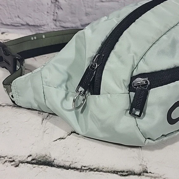 Adidas Originals Core Waist Fanny Pack Bag Mint Green Crossbody Legacy Concert - Picture 2 of 11
